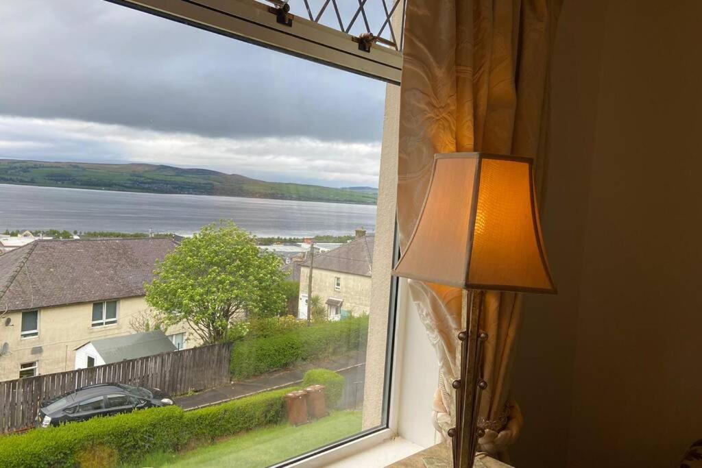 Beautiful Sea View 2 Bed Home Port Glasgow Exterior foto